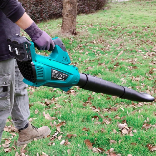 How Do I Choose A Cordless Leaf Blower?